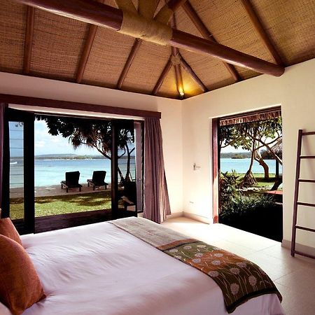 Eratap Beach Resort Порт-Вила Экстерьер фото