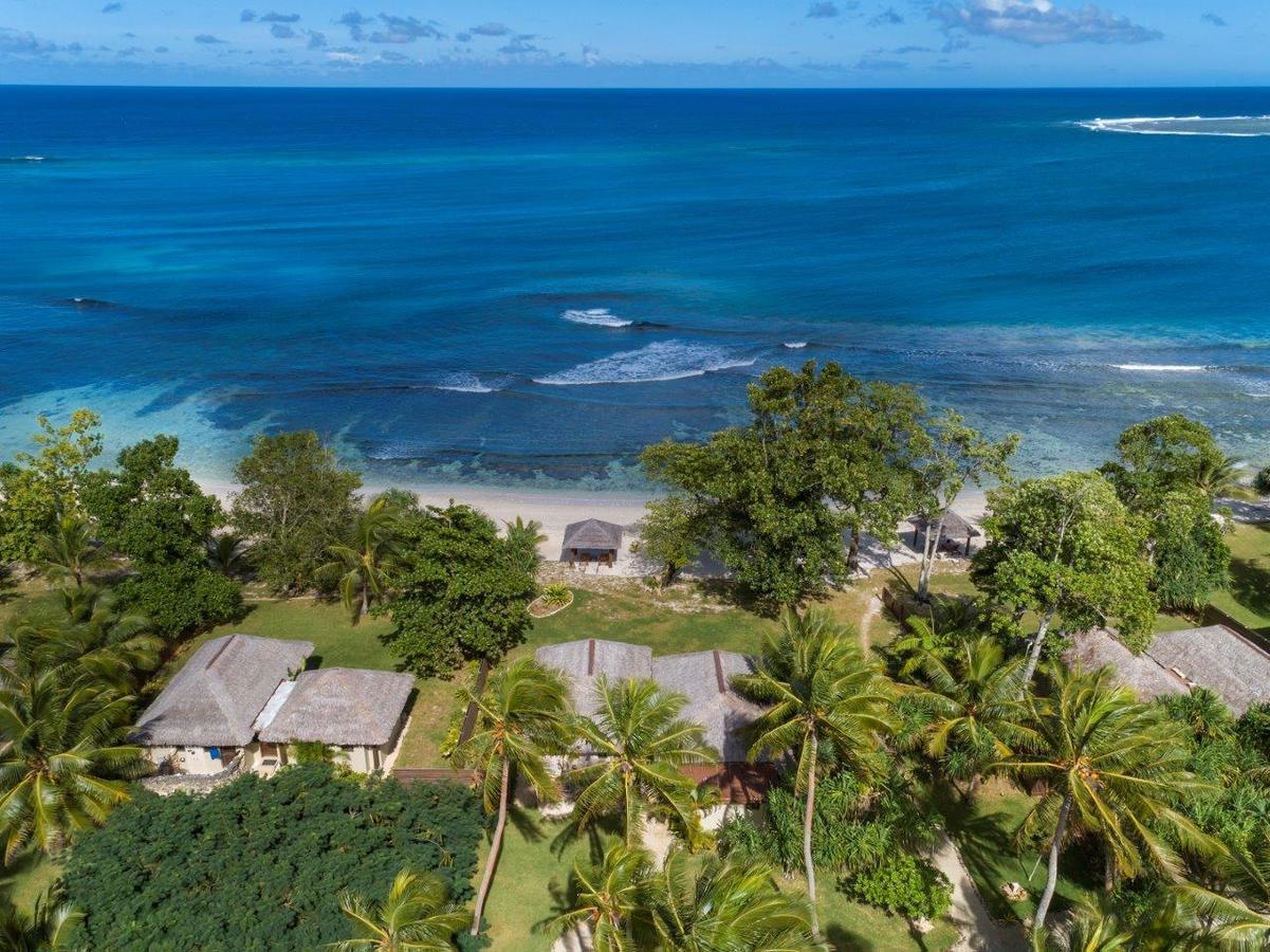 Eratap Beach Resort Порт-Вила Экстерьер фото